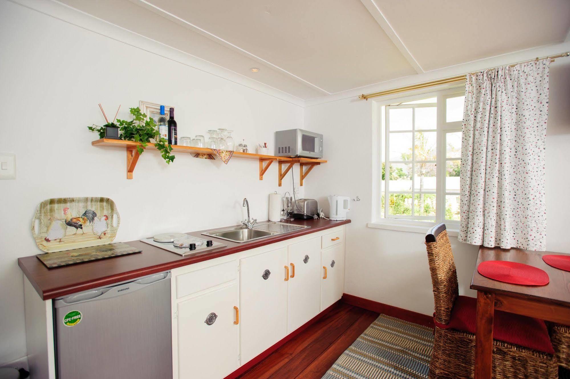 Bed and Breakfast De Oude Opstal Robertson Exterior foto